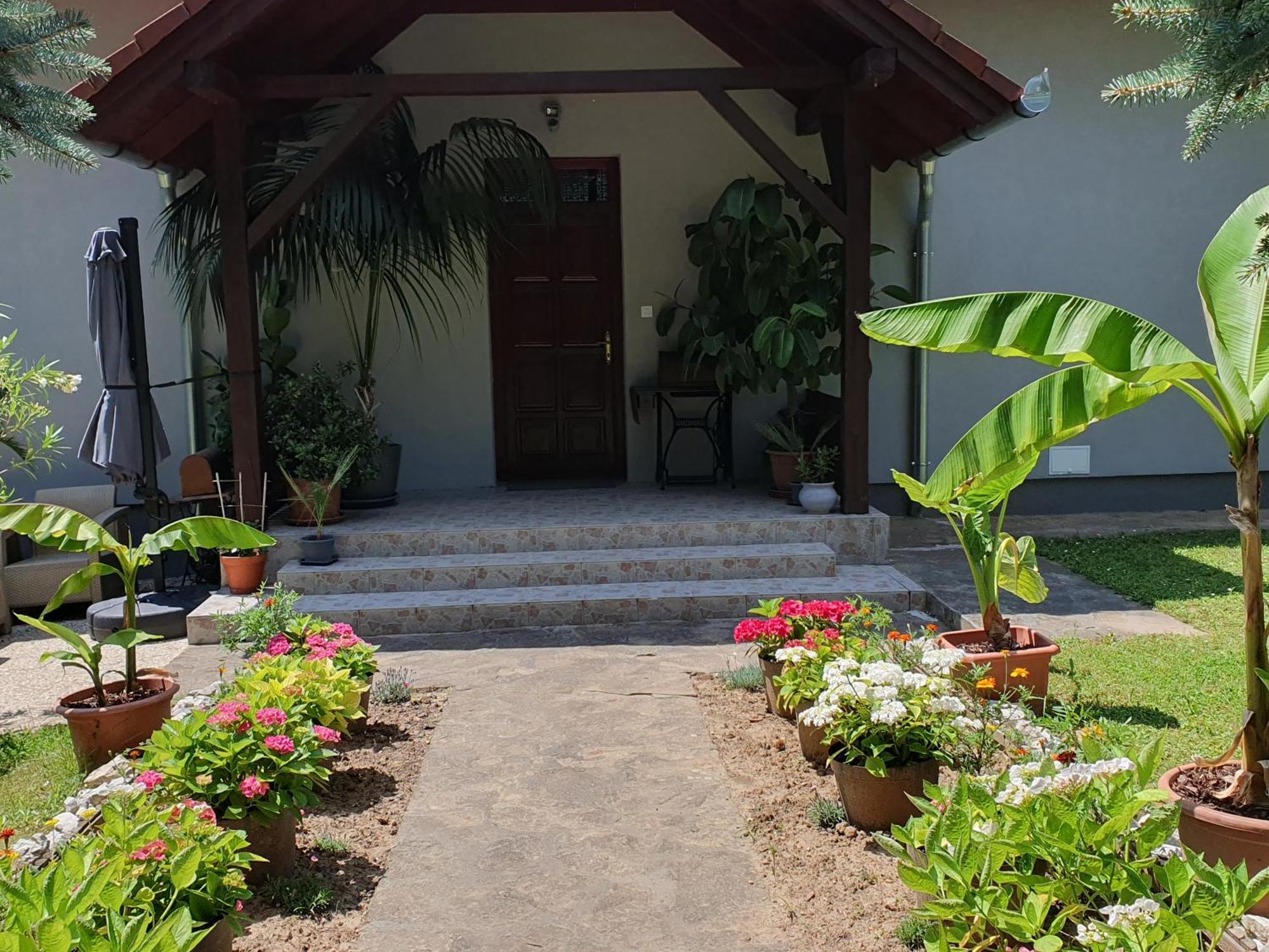 Feher Rozsa Apartman Cserszegtomaj Buitenkant foto