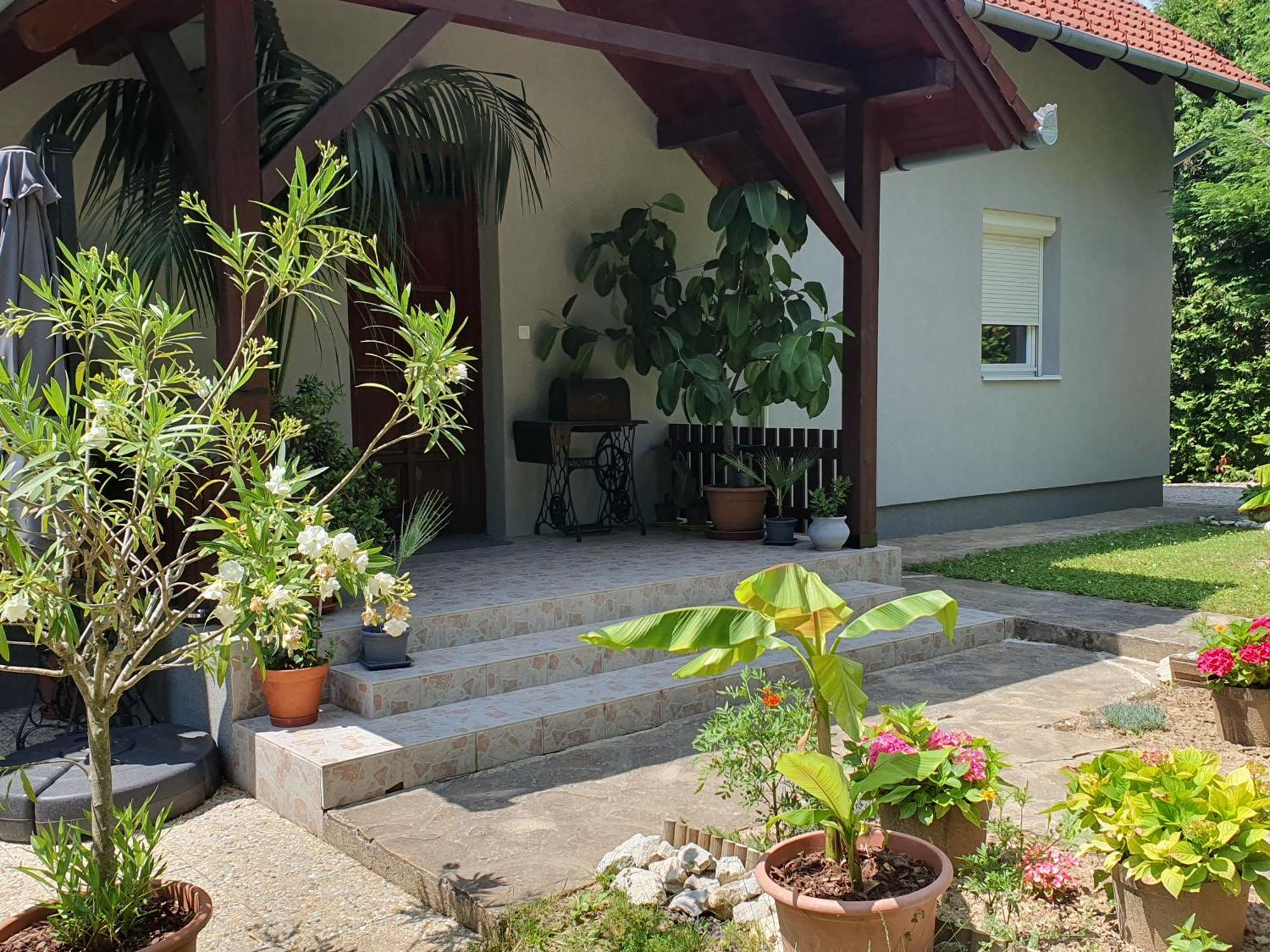 Feher Rozsa Apartman Cserszegtomaj Buitenkant foto