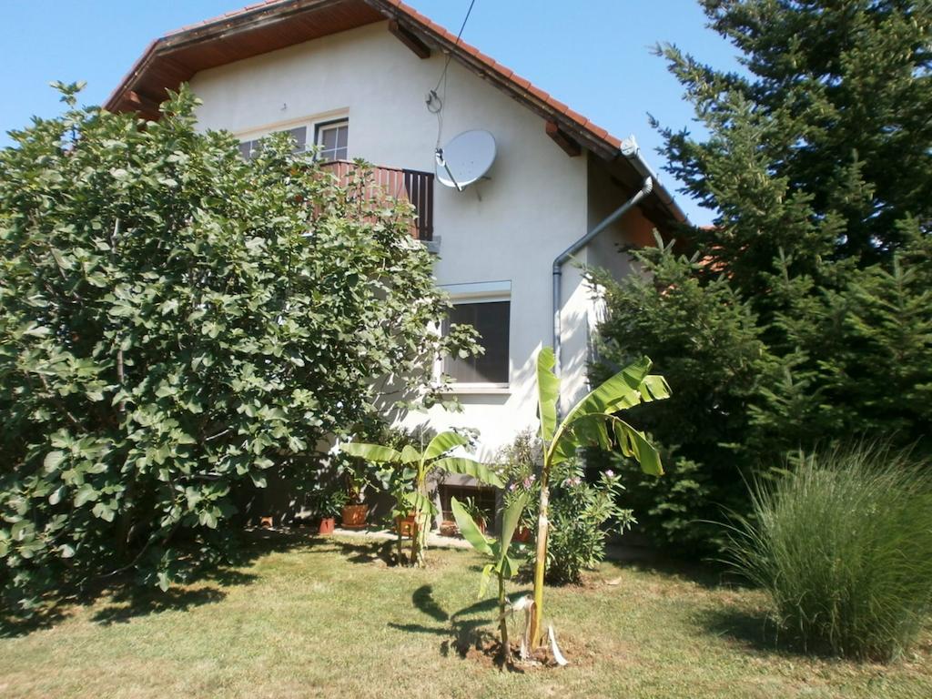 Feher Rozsa Apartman Cserszegtomaj Buitenkant foto